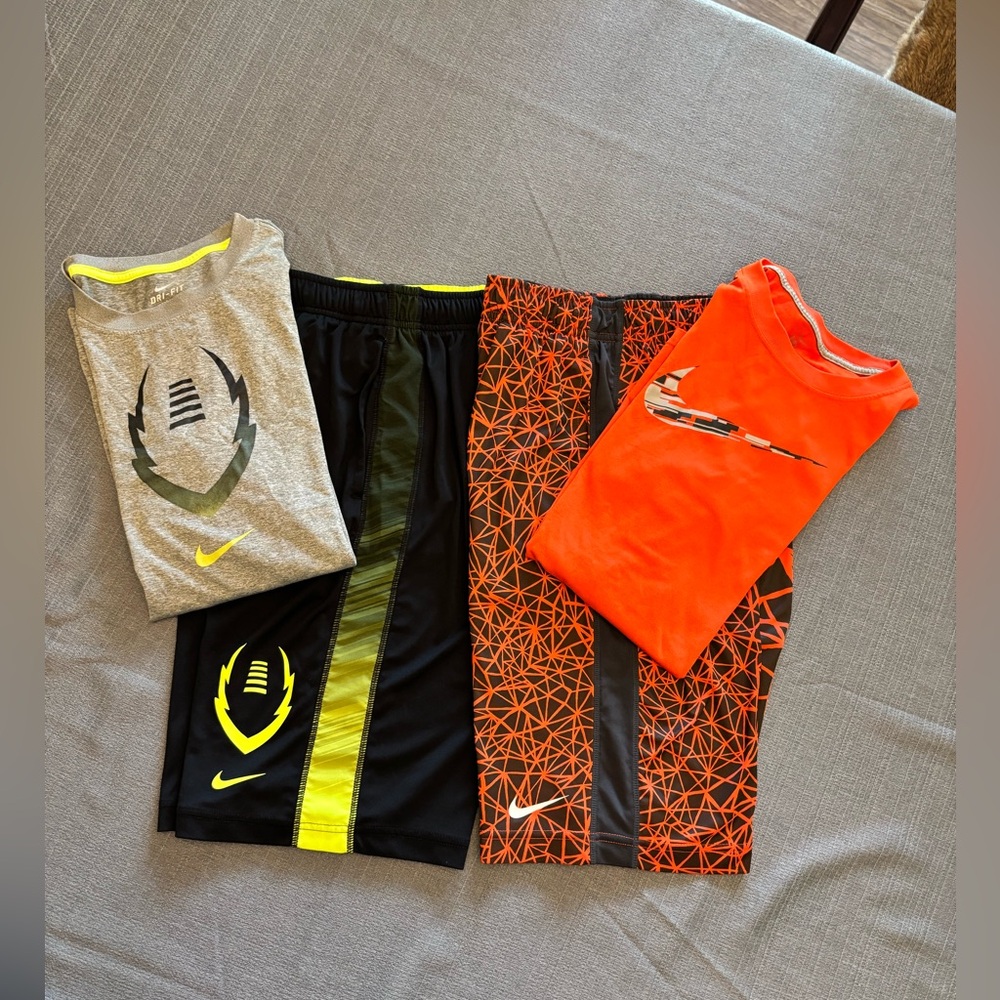 Nike Boys Athletic Set